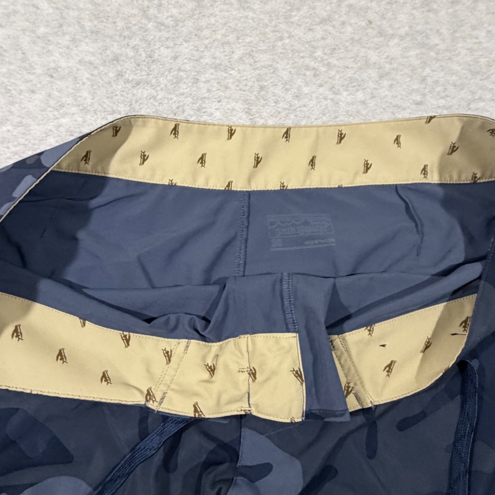 Patagonia Board Shorts Men 38 Blue Leaf Camo‎ Lace Up Surf Swim Trunks - Picture 5 of 7